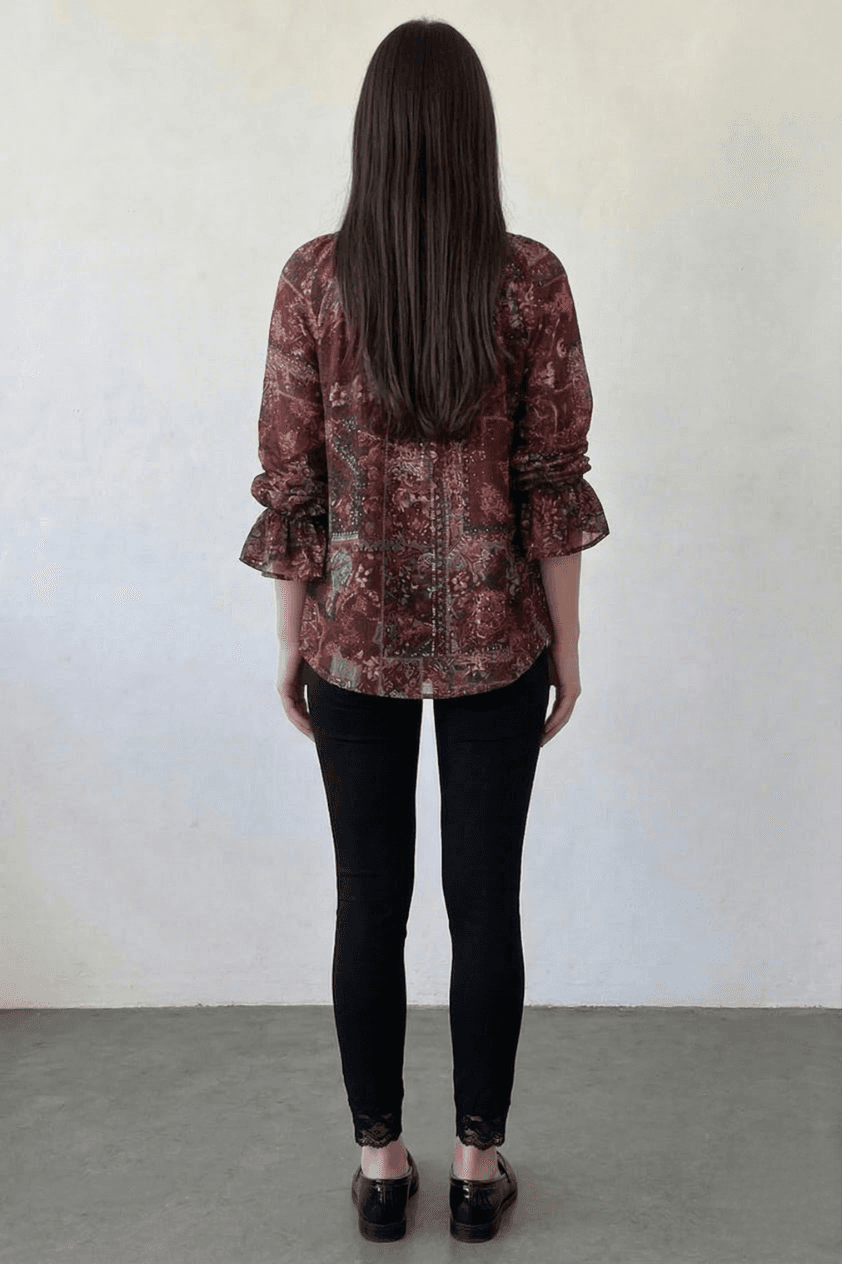 Blusa Boho con Borlas y Estampado Floral 4