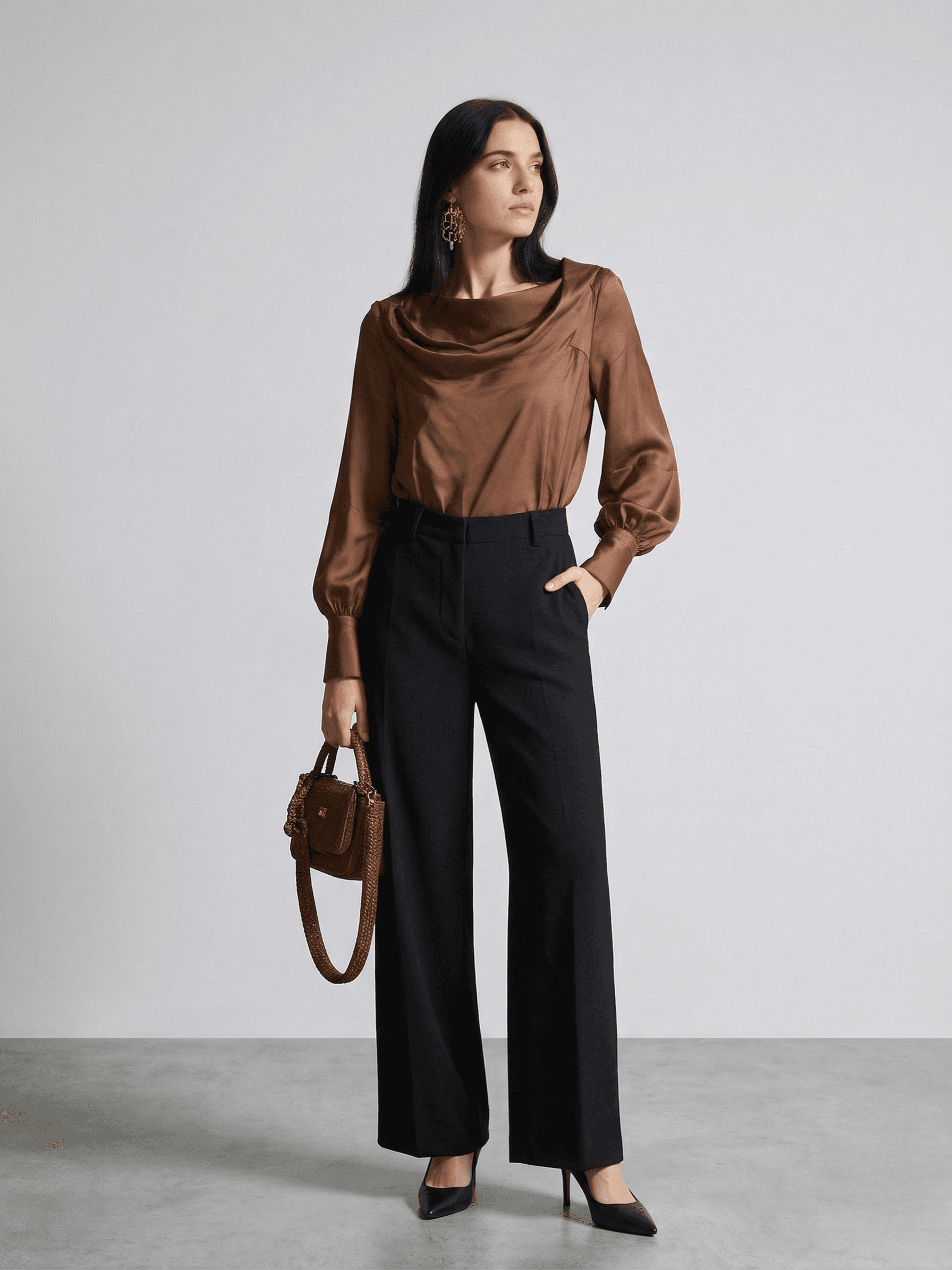 Blusa Satinada con Cuello Drapeado (Cowl Neck) 1