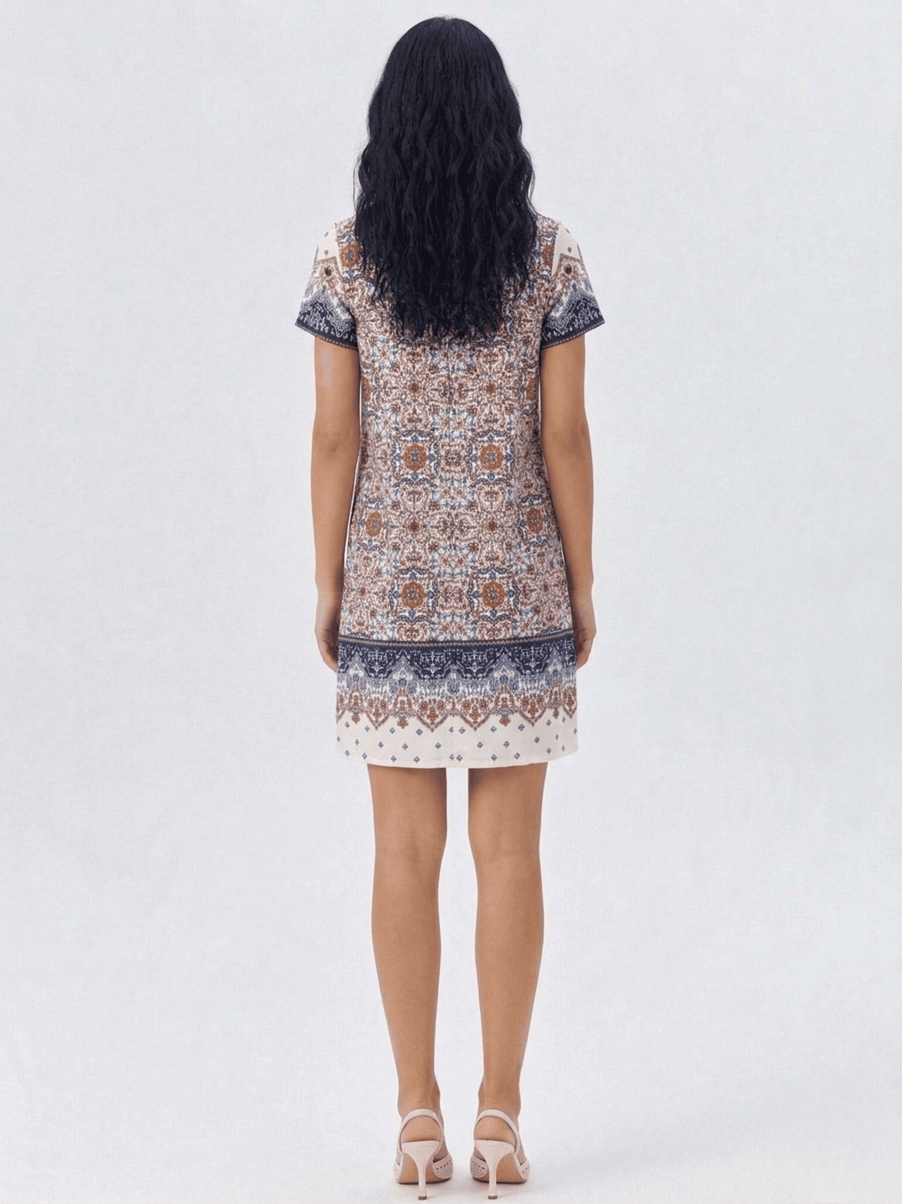 Vestido Corto Manga Corta Estampado Boho 4