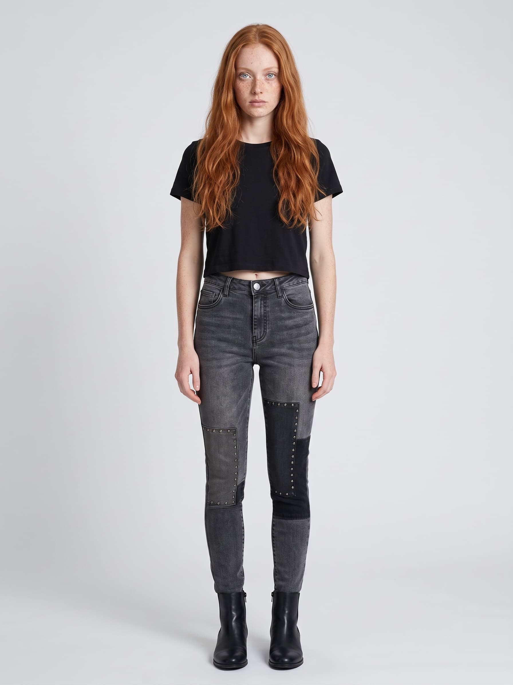 Pantalón de Mezclilla Negro con Estoperoles